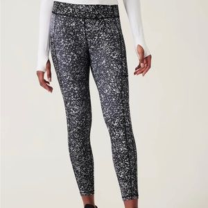 Athleta Lightening Static 7/8 Leggings